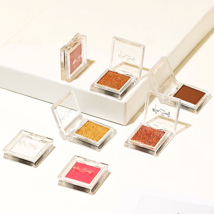 Single Shade Square Eyeshadow Make-up Every Day And Night 