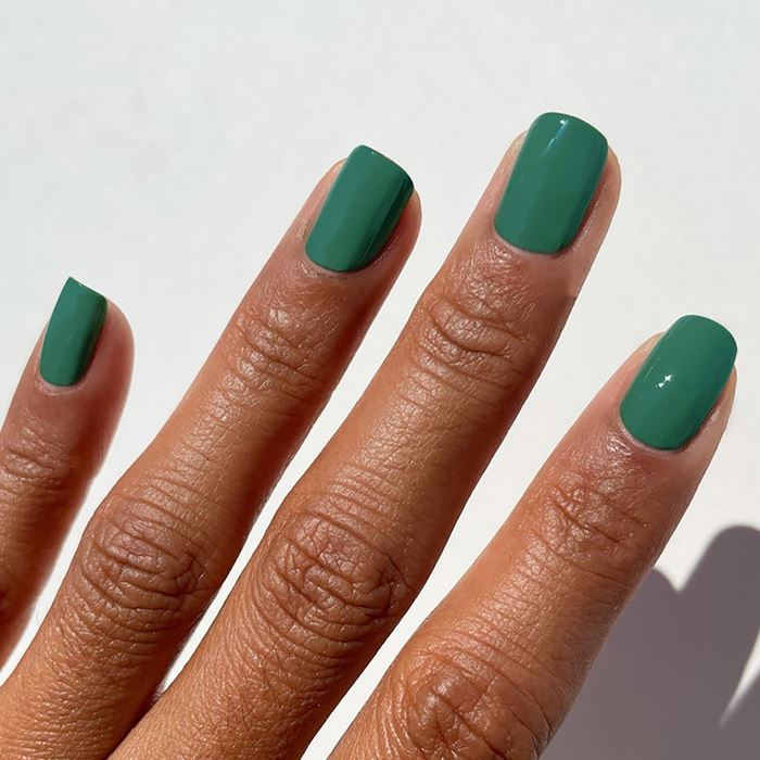 Color Gel Nail Polish (Emerald Color Collection) Every Day And Night 