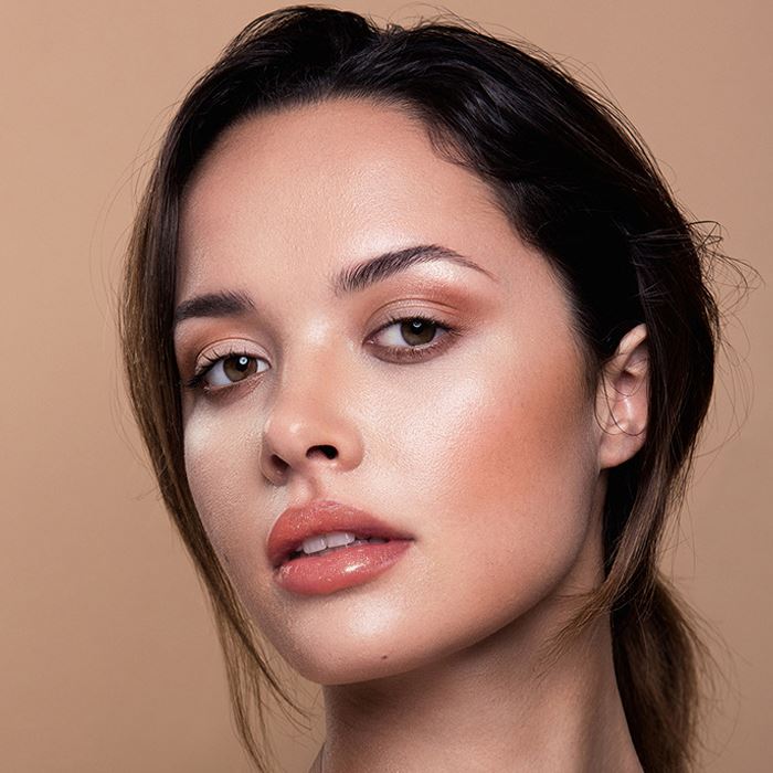 Shine & Glow Lip Gloss Make-up Every Day And Night 