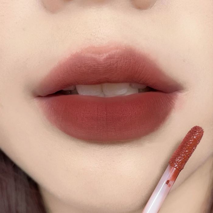Zero-Feel Airy Liquid Lipstick Make-up Every Day And Night 