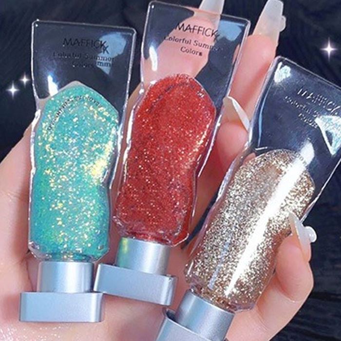Paint it On Glitter Eyeshadow Make-up Every Day And Night 