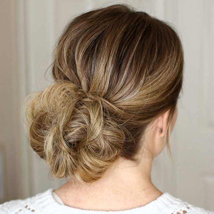 Realistic Messy Hair Bun Hair Accessories Every Day And Night 