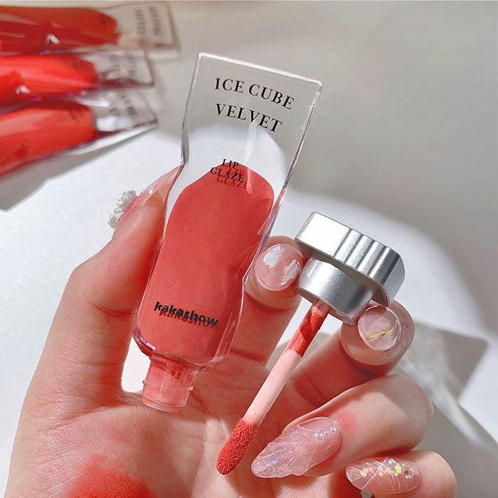 Paint it On Matte Liquid Lipstick Make-up Every Day And Night 