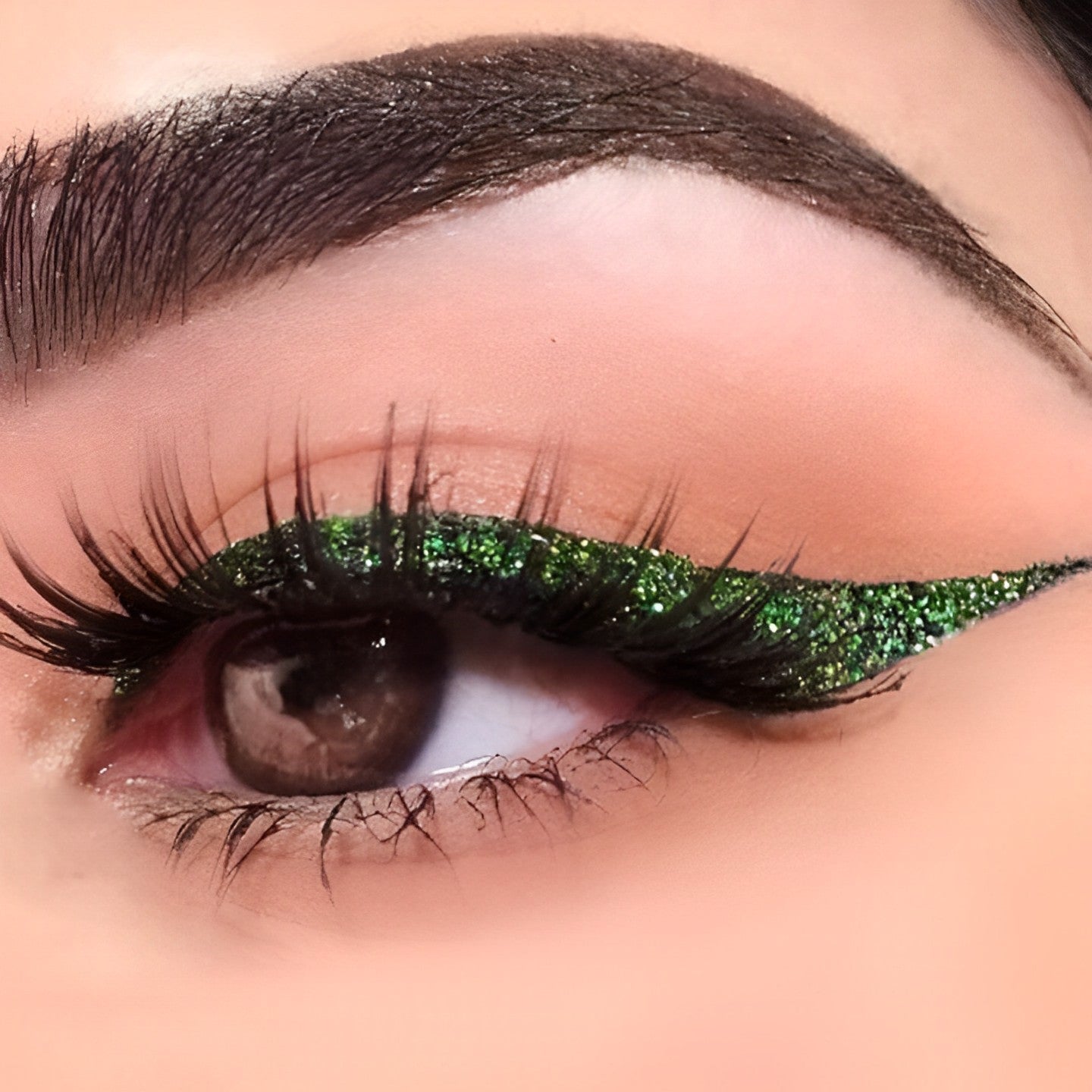 Reusable Instant Stick-On Glitter Eyeliner Make-up Every Day And Night 