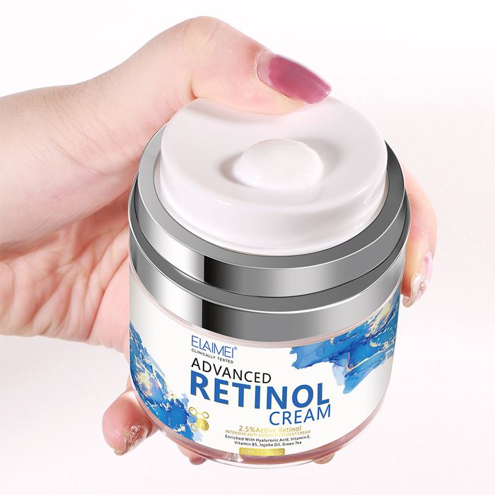2.5% Anti-Aging Retinol Cream Skin Care Every Day And Night 