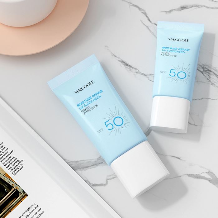 Lightweight SPF50 Sunscreen Sunscreen Every Day And Night 