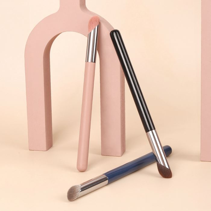 Thumb-Like Concealer Brush Make-up Every Day And Night 