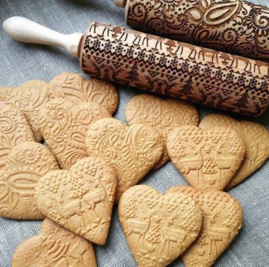 Embossing Wooden Rolling Pin