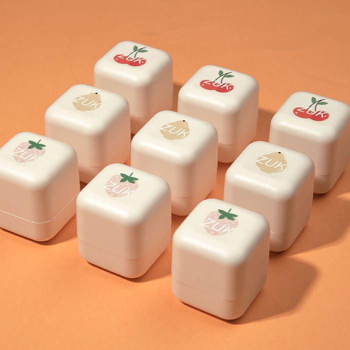 Moisturizing Thermal Changing Lip balm Make-up Every Day And Night 