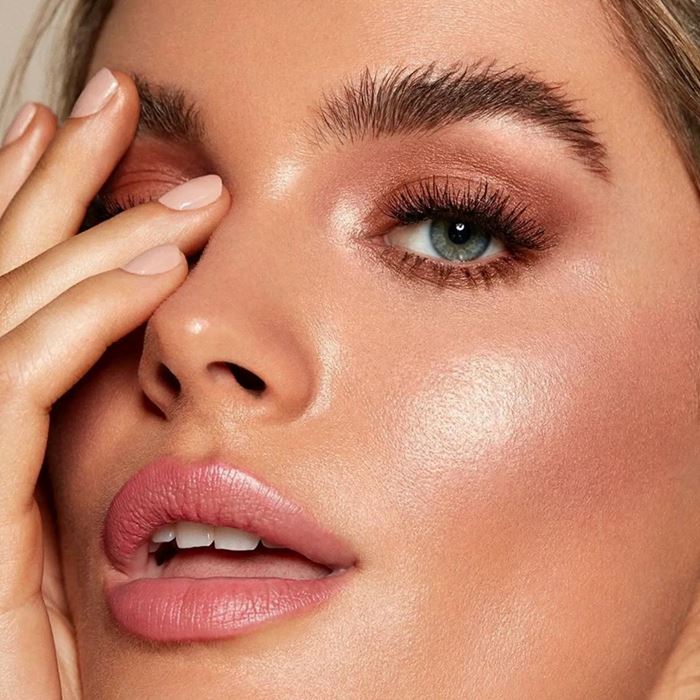 Ultra Precise Brow & Eyeliner Brush Make-up Every Day And Night 