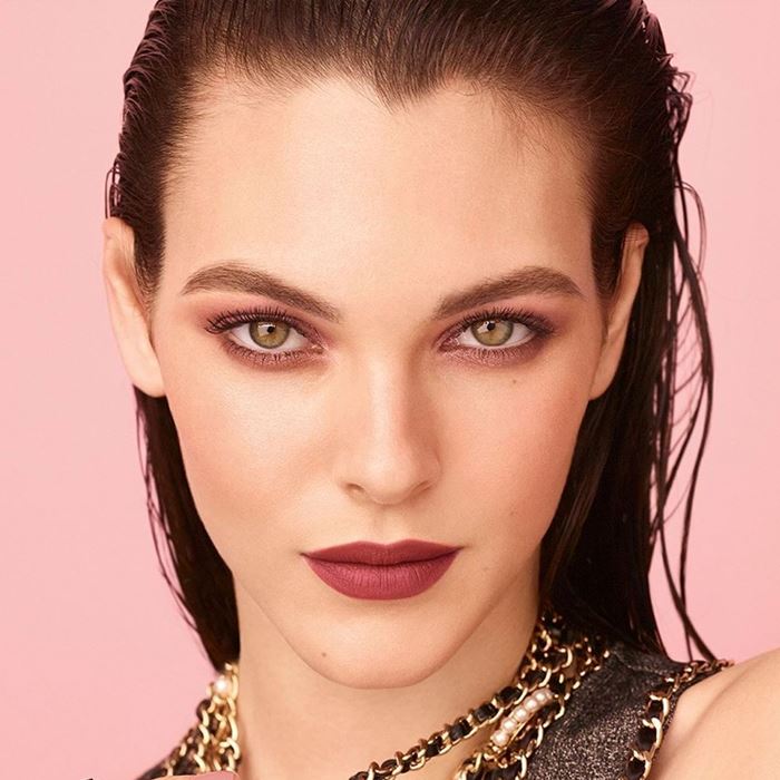 12HRS Setting Powder Make-up Every Day And Night 